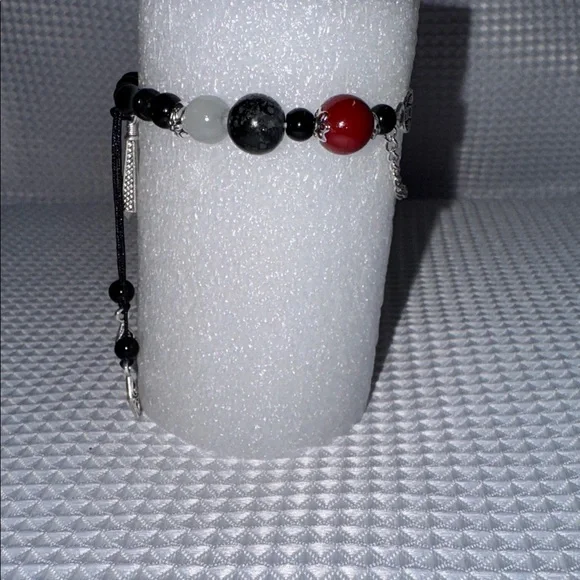 BOHO Bracelet Asian Coin Glass Bead Silver Detail Chain Stretch 6”- 6.5” New - Picture 12 of 16